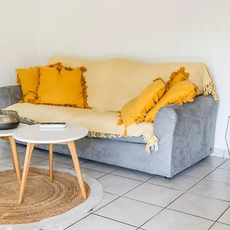 Holiday home Maisonnette A Deux Pas De La